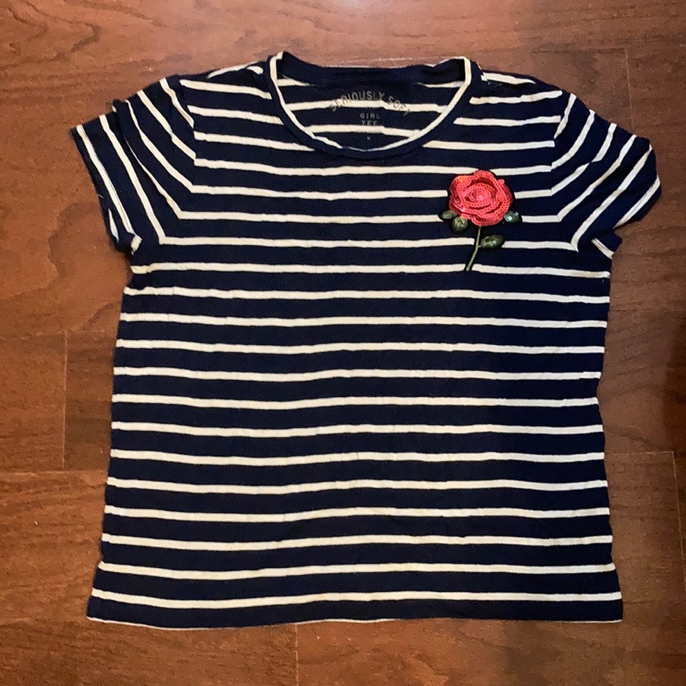 Stripped T-shirt with a red rose on the side